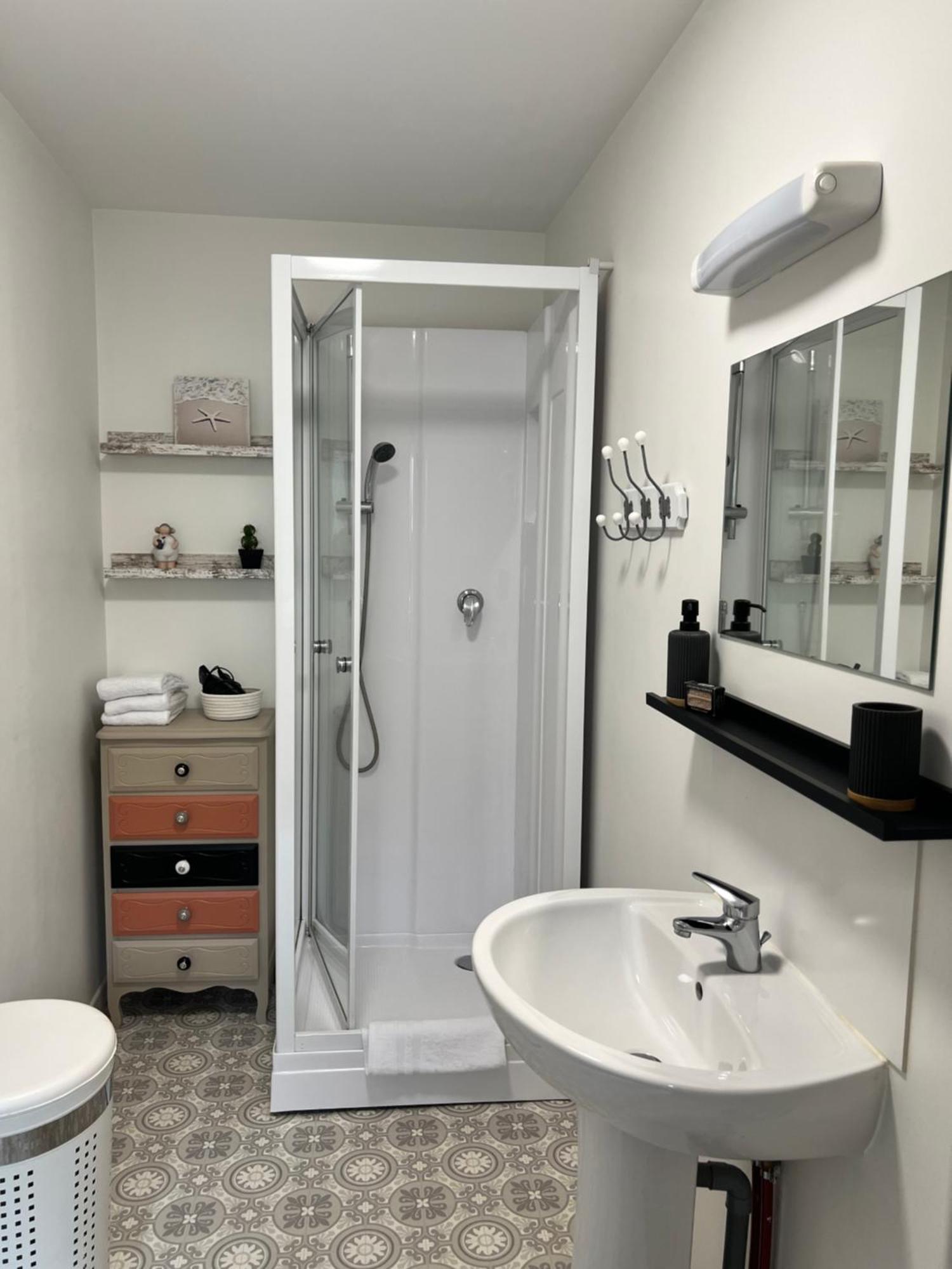 Apartment Raffine - Literie De Gamme - Parking Gratuit - - Wifi Rapide Bapaume